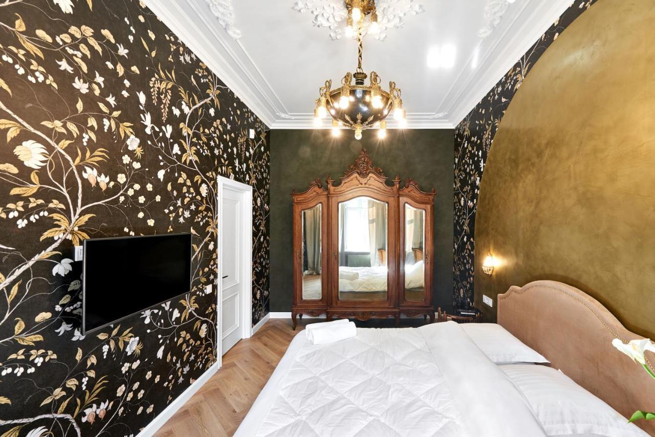 Mola Mola Apart Hotel Λβιβ Εξωτερικό φωτογραφία